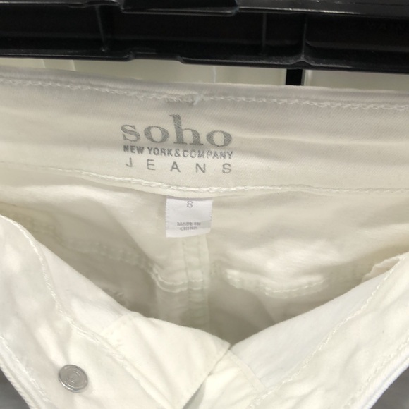 NY& CO Jean skirt with fringed hem. Button up front size 8 - Picture 3 of 3